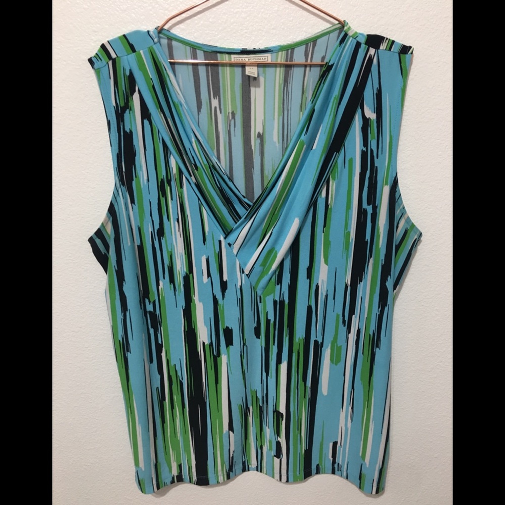 COPY - Dana Buchman Stretchy Top Xl